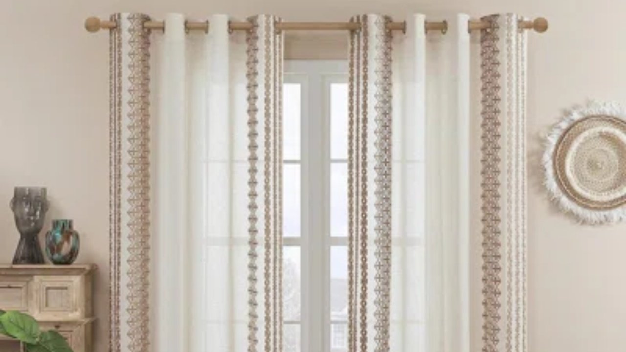How to Choose Budget-Friendly Curtains Online: A Practical Guide