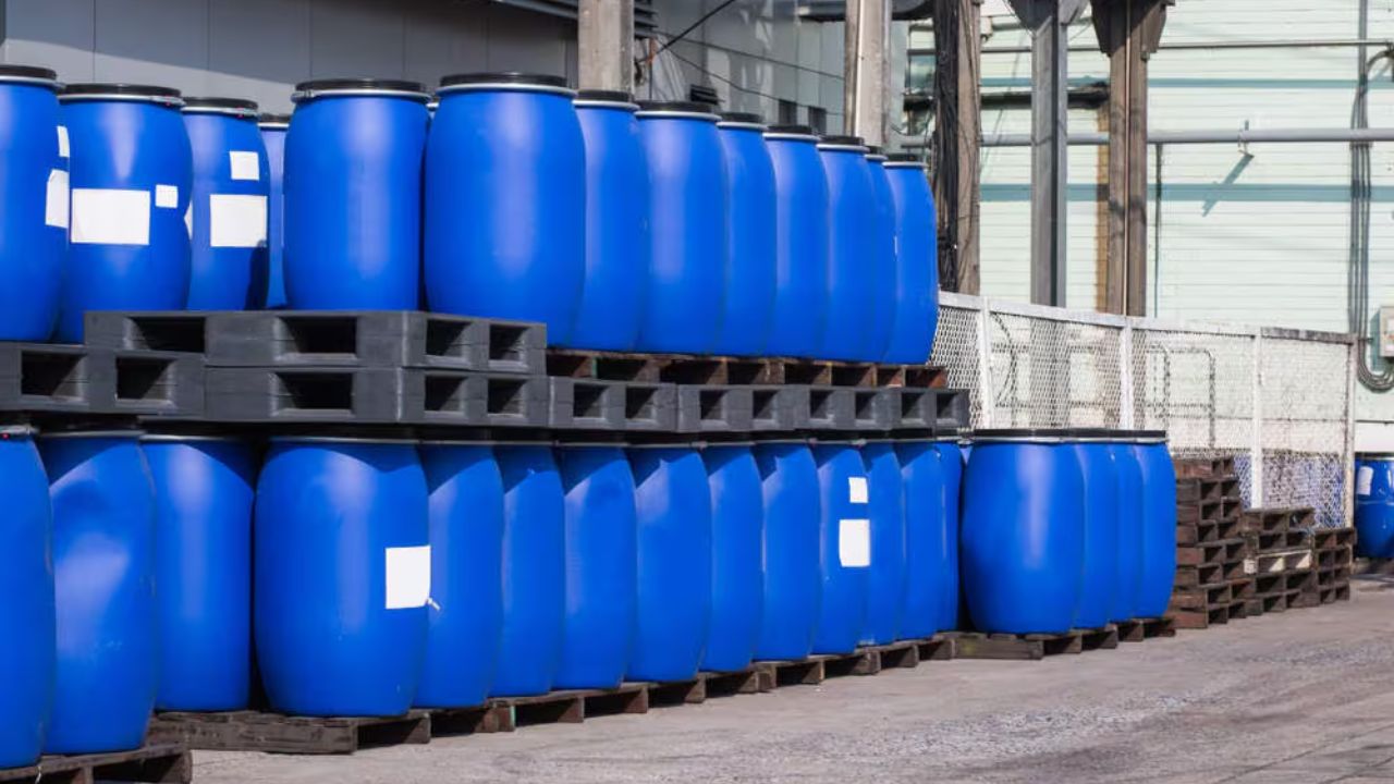 Best Practices for Using Aziridine Crosslinkers in Waterborne Systems