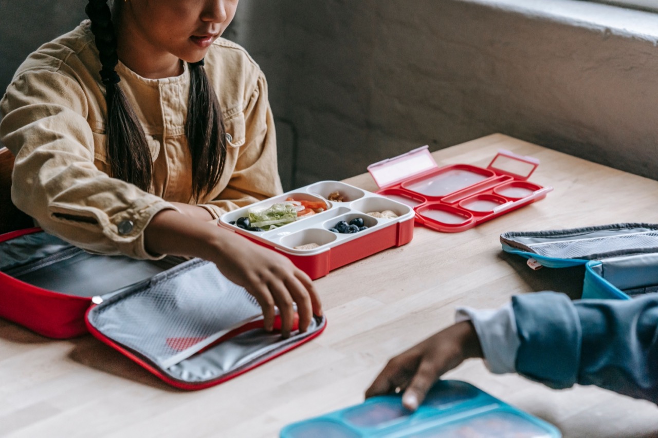 Lunch Bags for Kids vs Adults vs Corporate: How the Sourcing Brief Differs